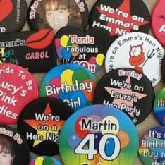personalised badges for baby showers, awards, hen nights, birthdays, events and celegrations